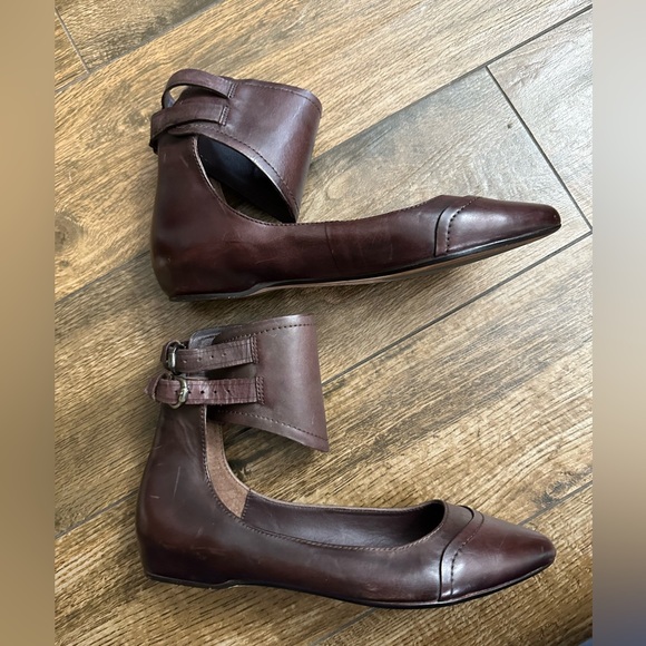 Leon Max Landon Buckle Strap Leather Ballet Flat Size 7.5 in Merlot - Picture 2 of 8